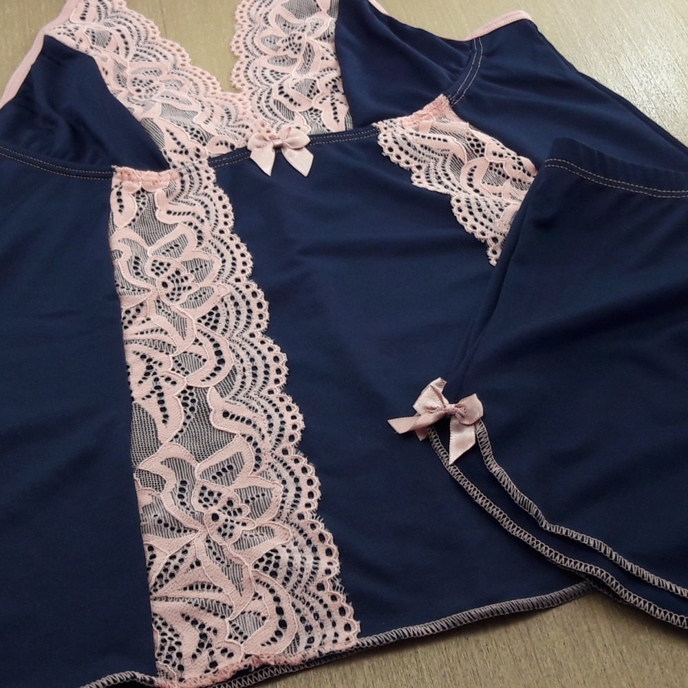 Short Doll Thalia em Microfibra com Detalhes em Renda e Laço