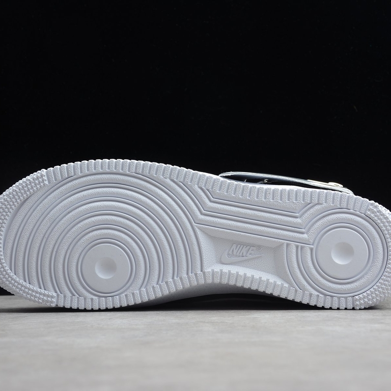  Nike Air Force 1 CW6558 100 - Zapatos Swoosh con cremallera  baja para hombre, color blanco/negro, Blanco/Negro-apenas Volt : Ropa,  Zapatos y Joyería