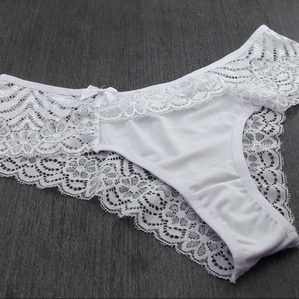 Calça Camyla em Renda de Poliamida e Tecido - C8509