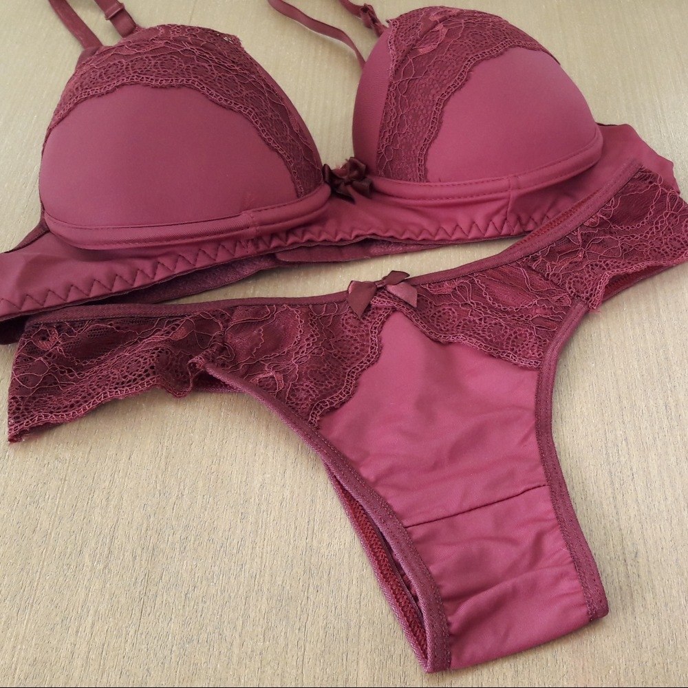 Conjunto Liso com Renda e Bojo - C8057