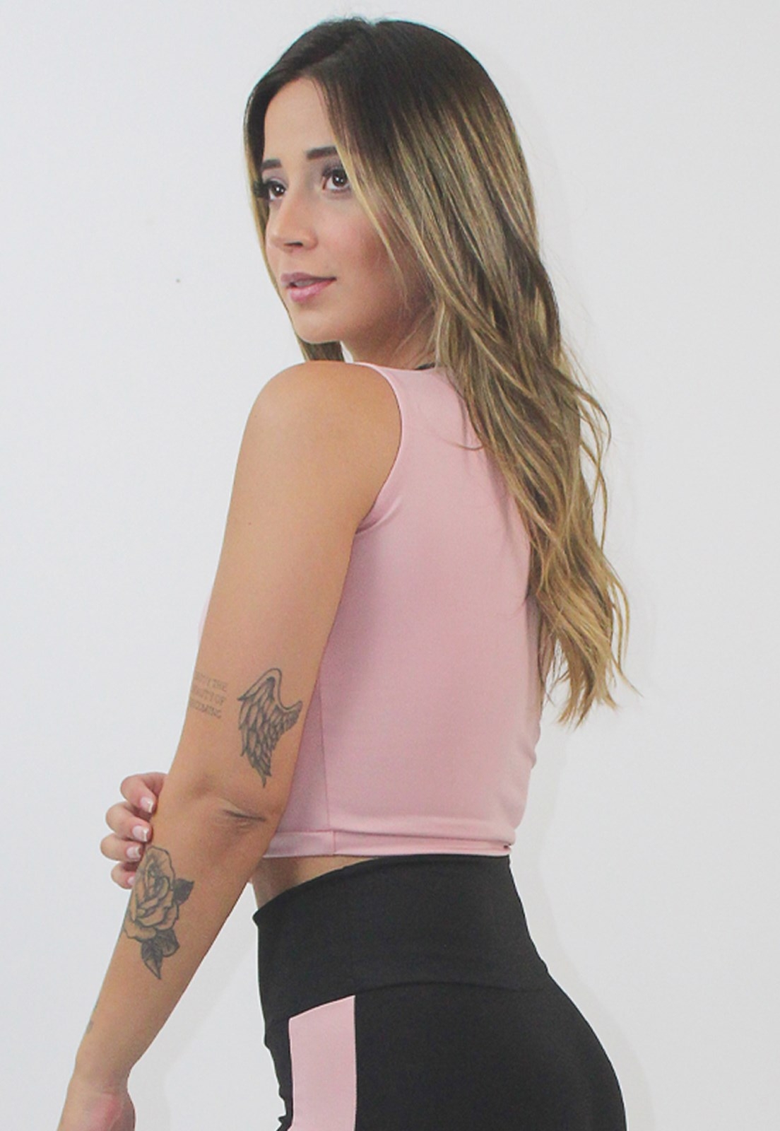 Cropped Top Fitness Rosê com Preto