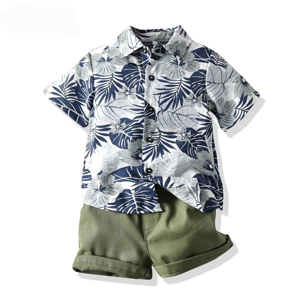 Roupa verão elegante social infantil. Bermuda verde e  Camisa social. Estampas de verão.