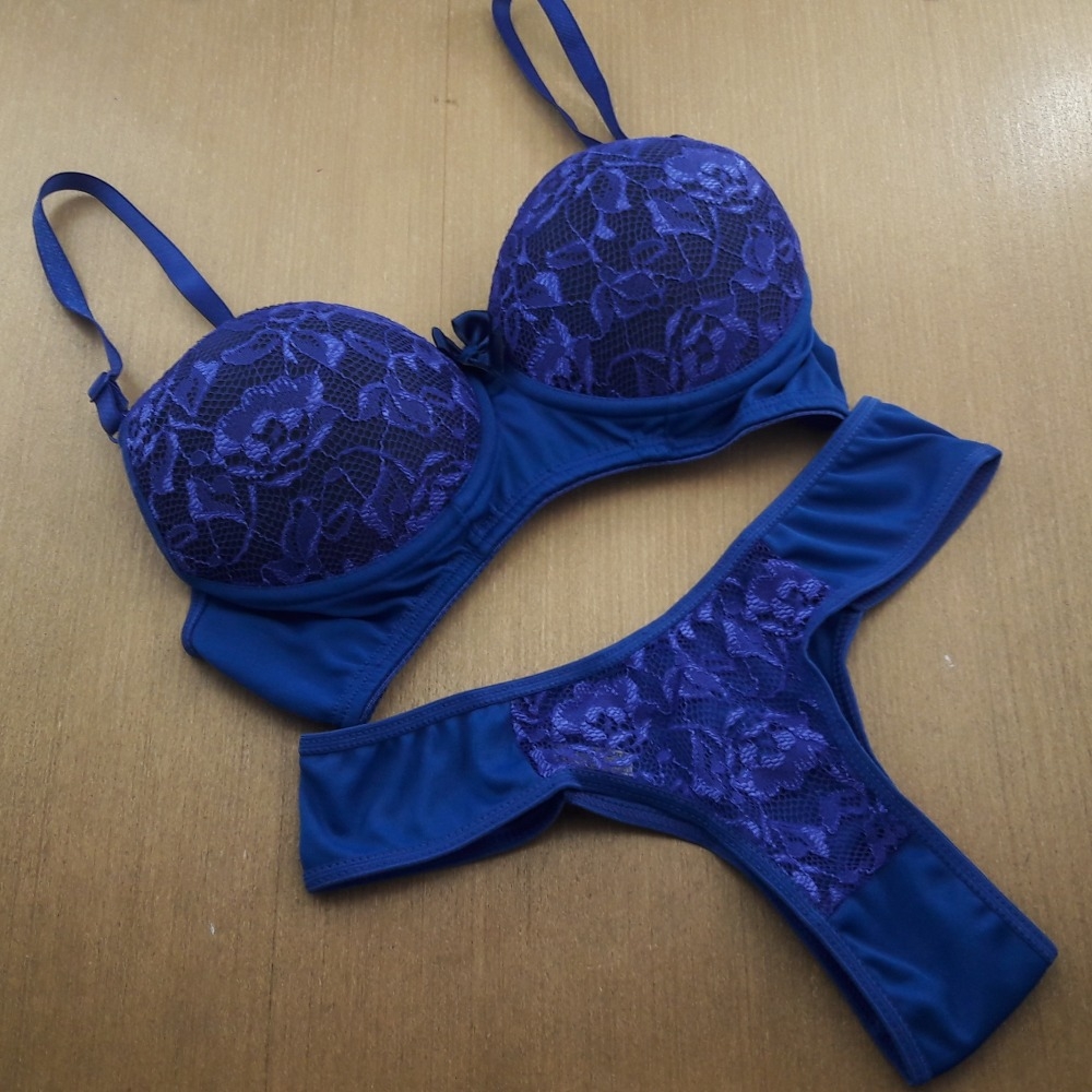 Conjunto com Bojo e Arco em Renda e Tecido - C8991