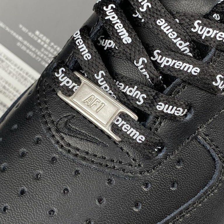 SUPREME x Air Force 1 Low 