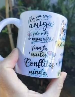AMIGA MESMO ASSIM – ARTE AVULSA CANECA