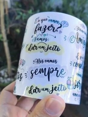 AMIGA MESMO ASSIM – ARTE AVULSA CANECA
