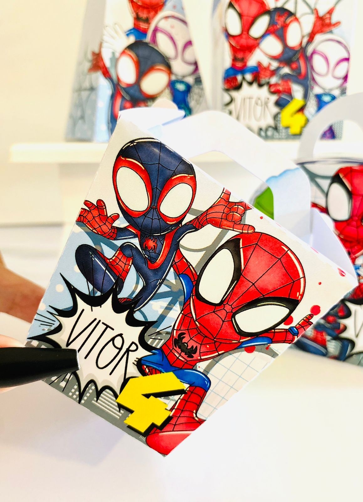 HOMEM ARANHA – Coletiva Festa Pronta