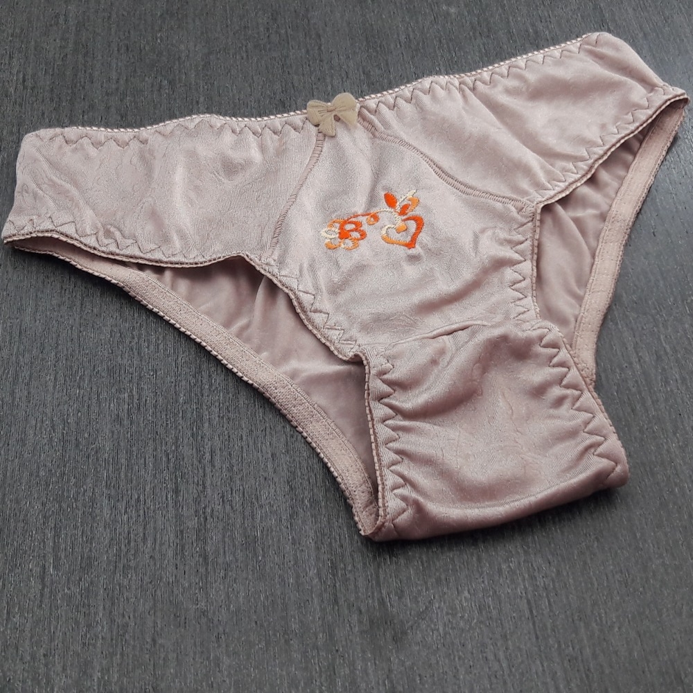 Calça Bordada - C7736