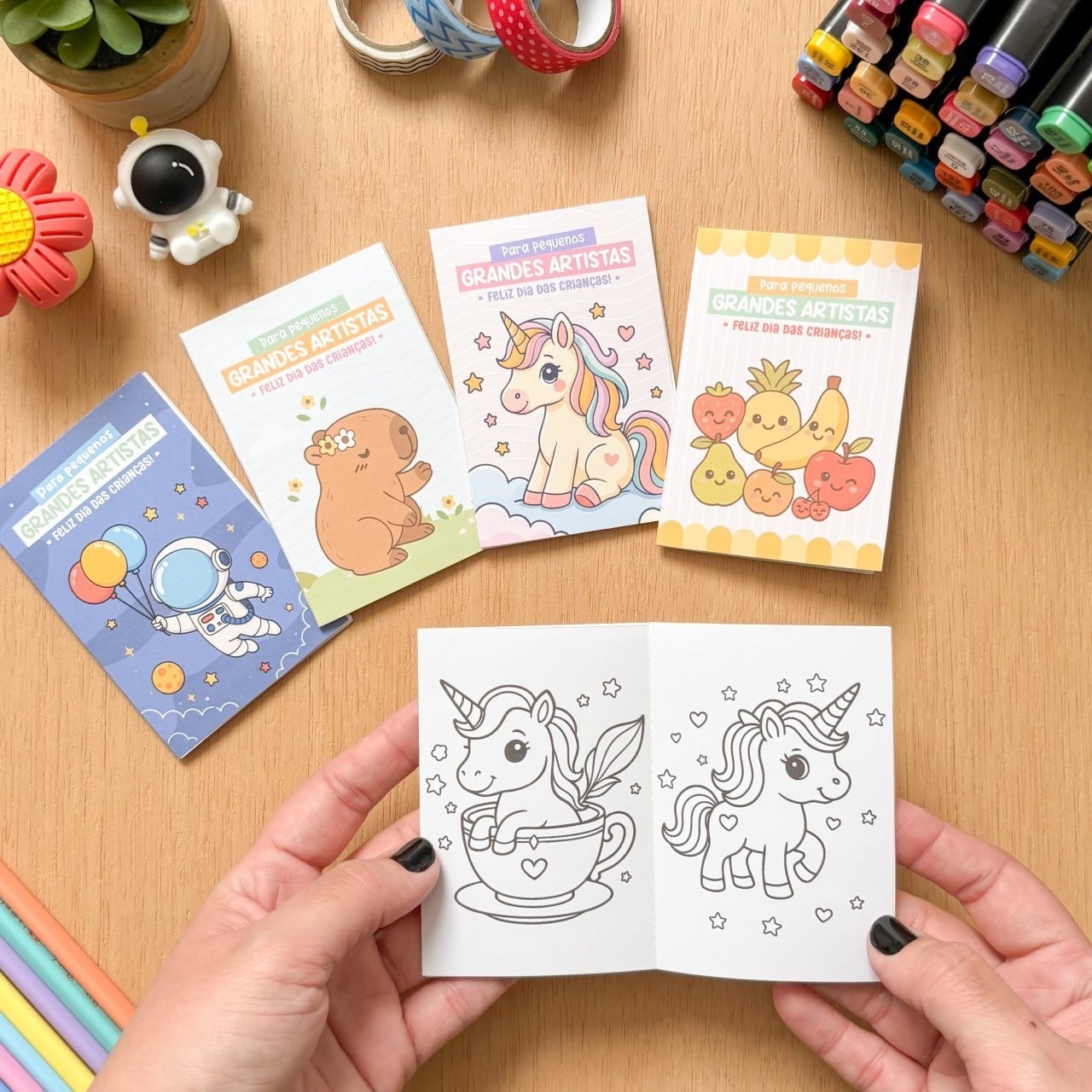 Mini Livro de Colorir – Dia das Crianças